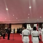 Suasana pengukuhan petugas Paskibraka Tingkat Provinsi oleh Gubernur Sulawesi Tenggara (Sultra), Andi Sumangerukka. (dok. IndeksSultra.com/ Nur Cahaya)